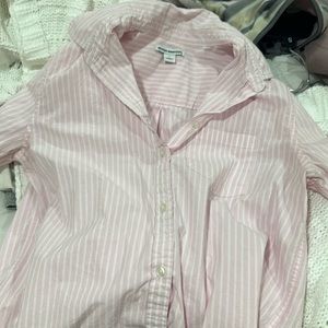 i’m selling because it does not fit me anymore and is still brand new.